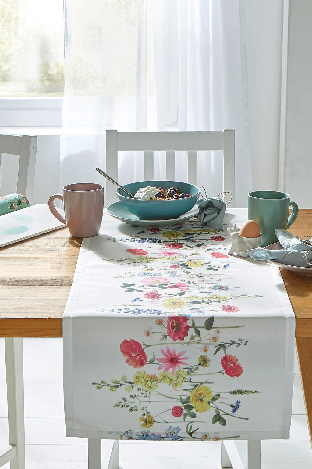 Floral Print Table Runner in Multicolor and White, view 3