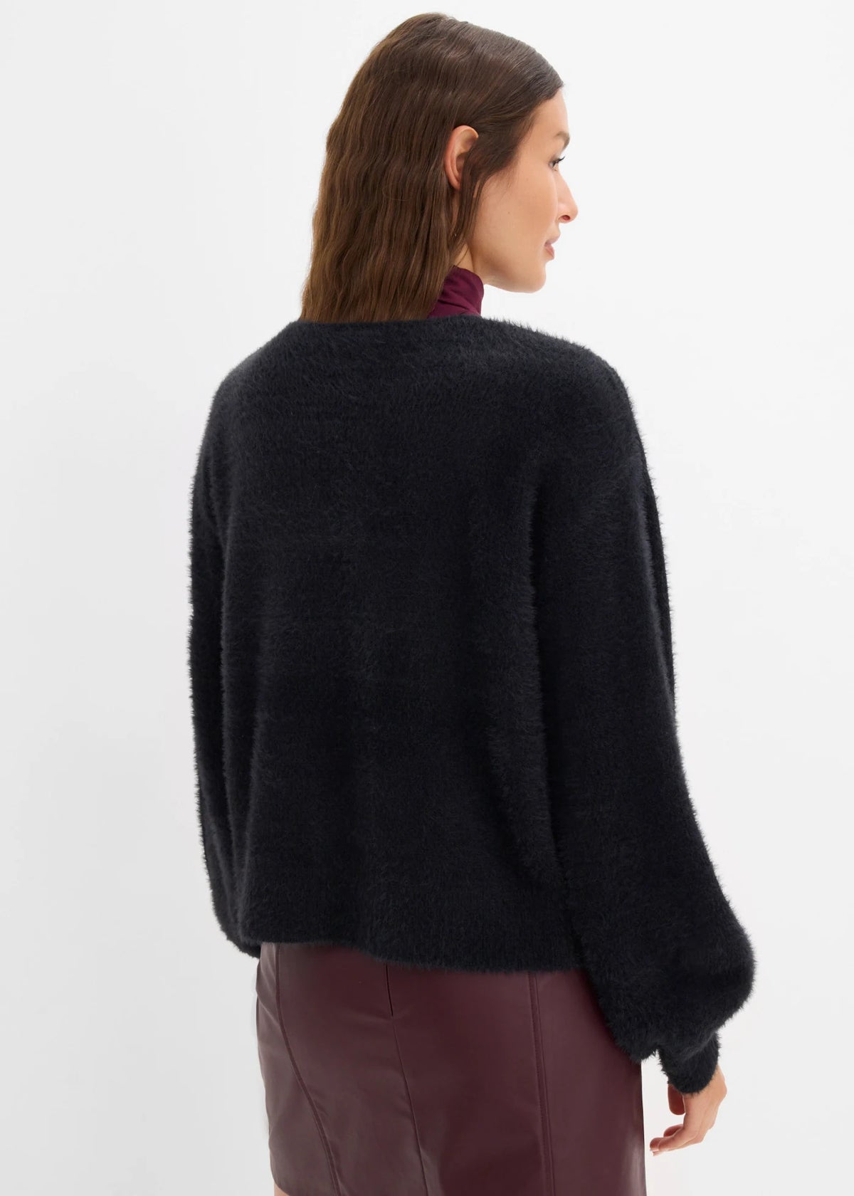 Women's Chunky Knit Cardigan in Black, view 4