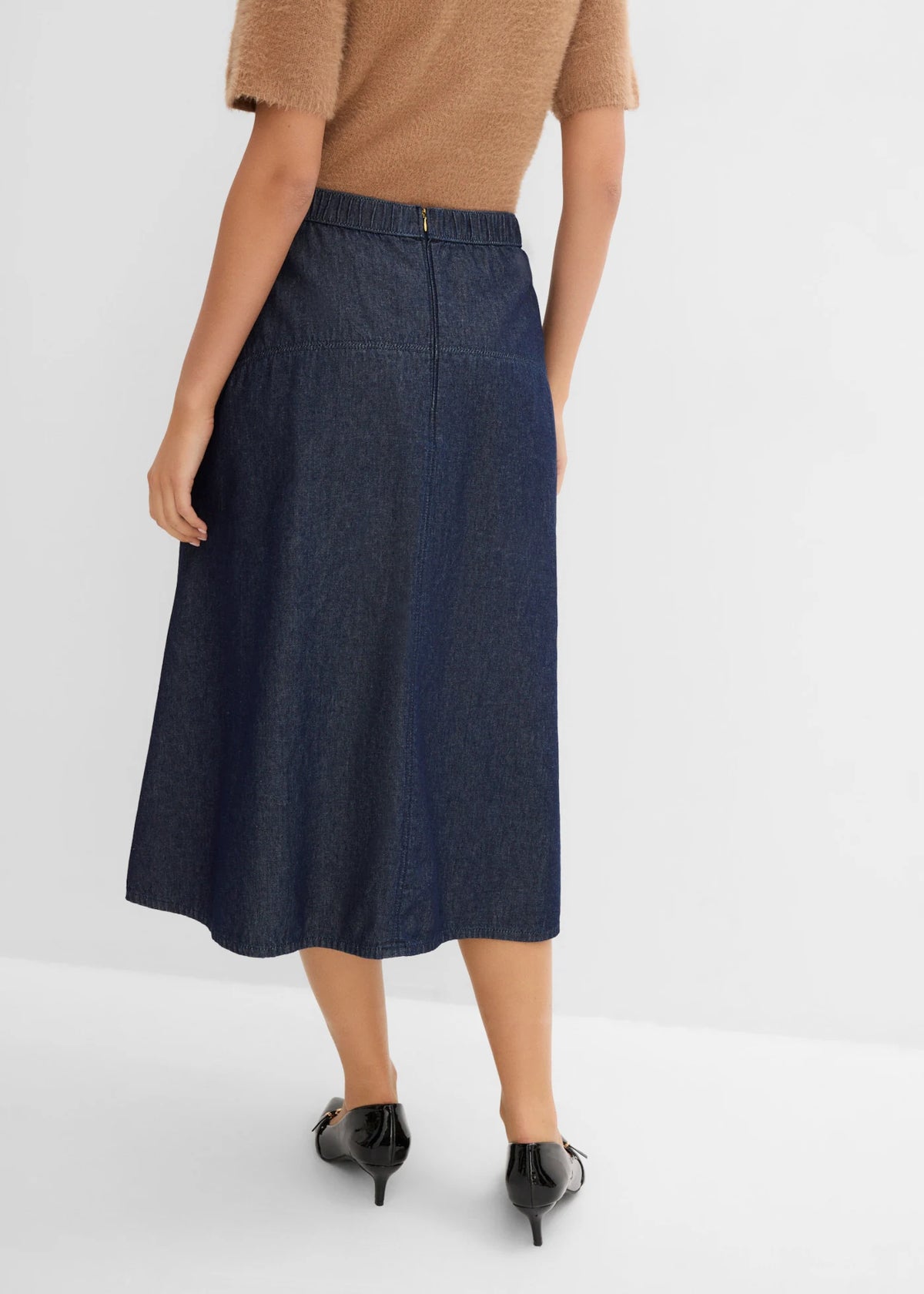Women's Denim Skirt in Deep Blue Raw Denim, view 4