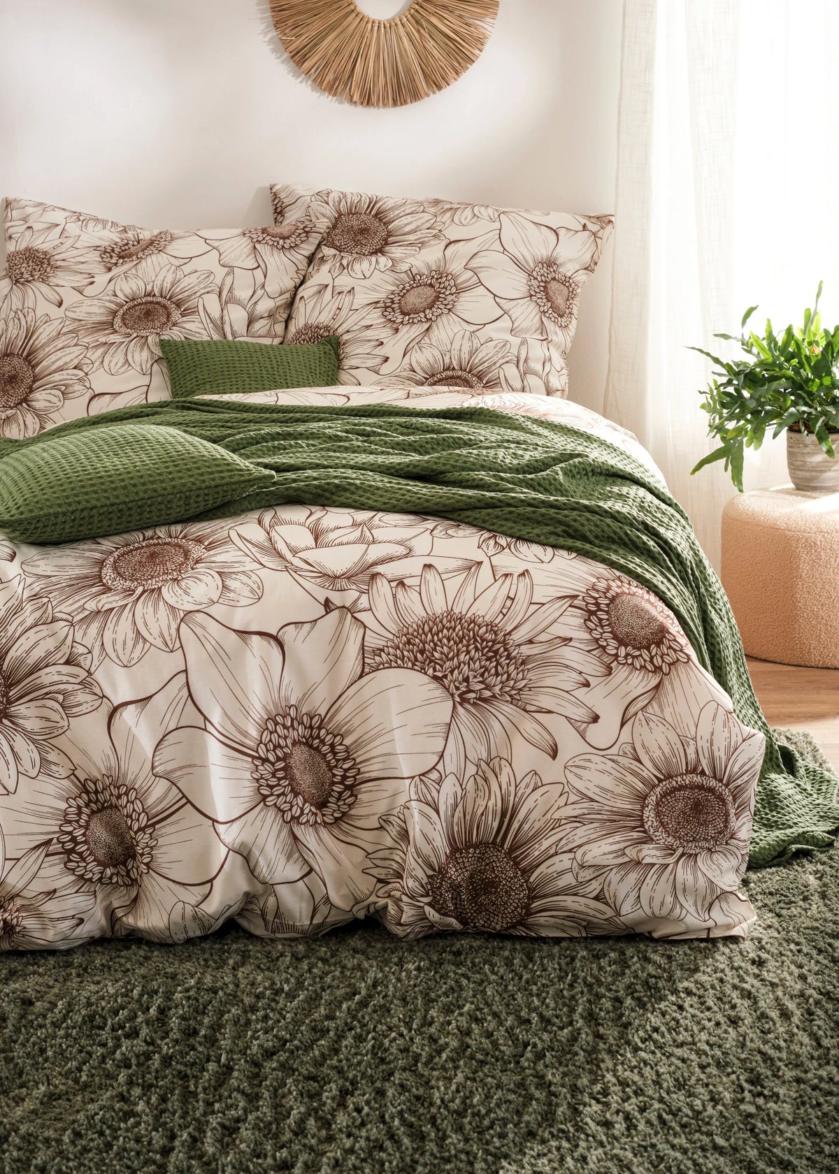 Cotton Blend Bedding Set in White and Brown, view 4