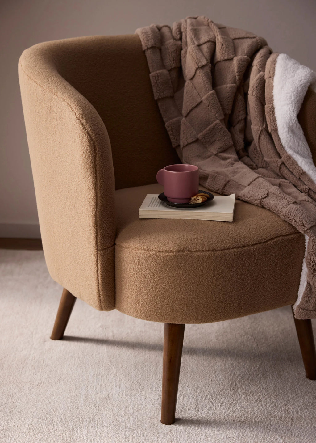 Reversible Fleece Bedding Set with Raised Texture in Brown, view 3
