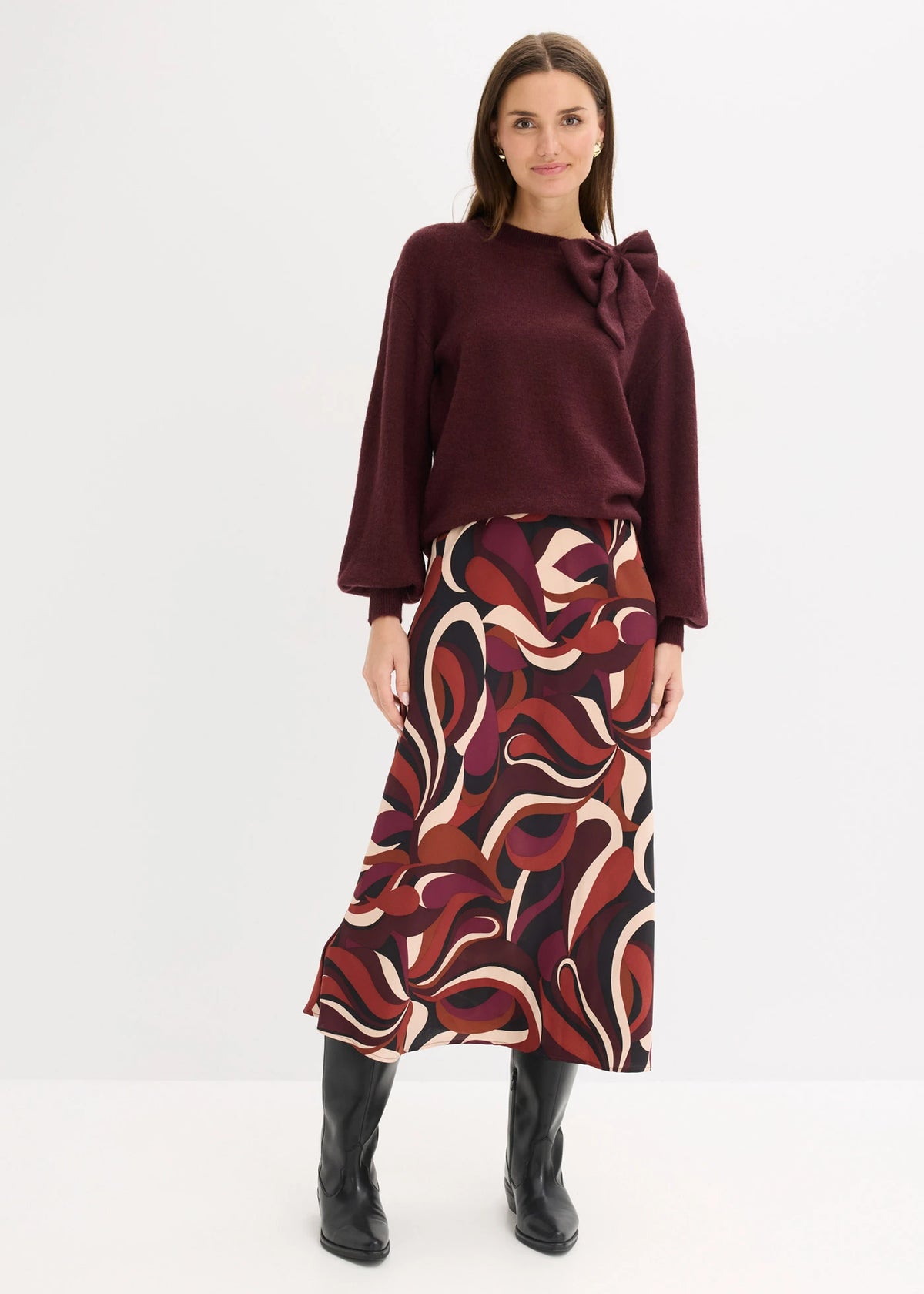 Women's Bow Applique Sweater in Heather Burgundy, view 4