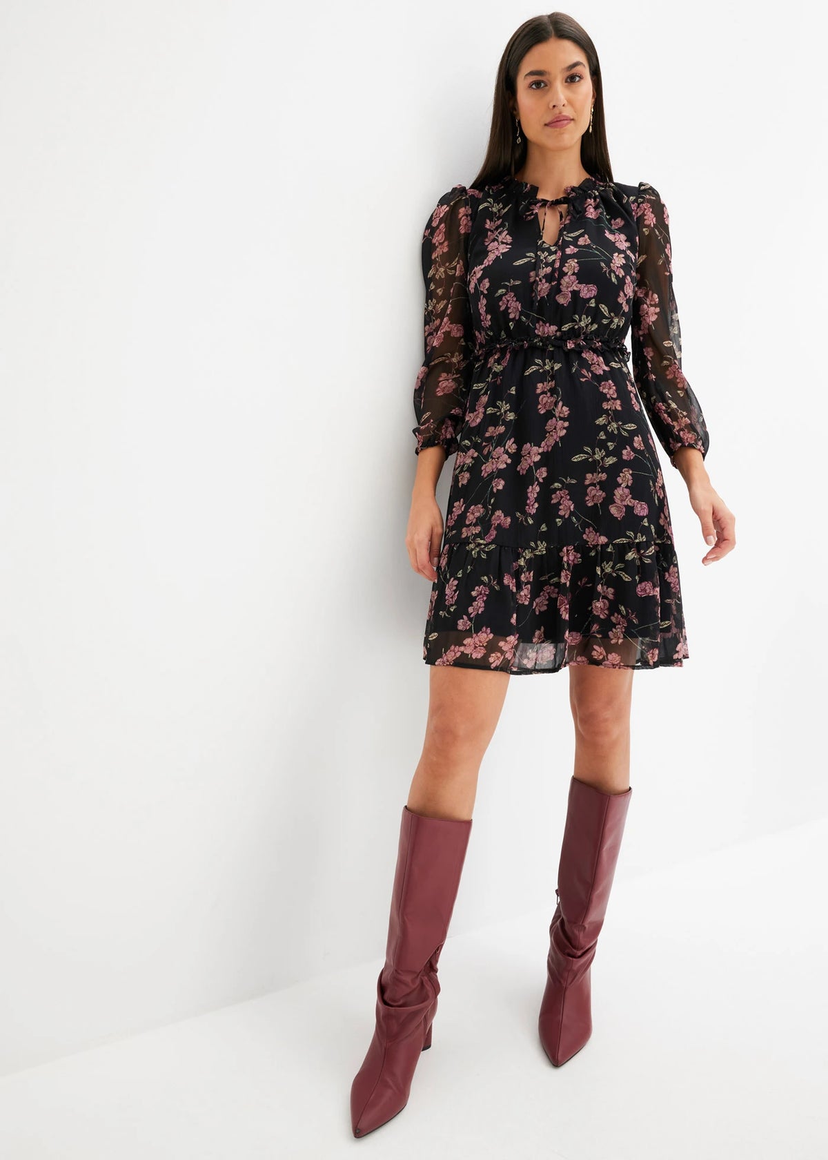 Women's Floral Chiffon Dress in Black Floral, view 2